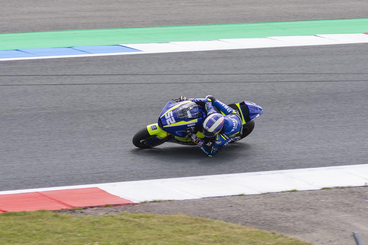 马竞虽以铁 马竞虽以铁